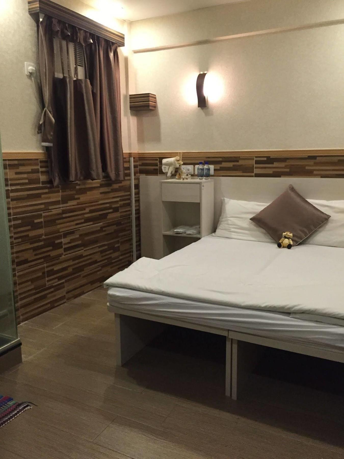 Traveller Friendship Hostel ฮ่องกง ภายนอก รูปภาพ