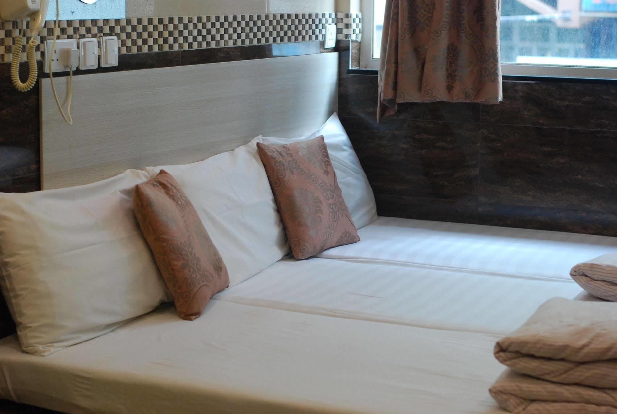 Traveller Friendship Hostel ฮ่องกง ภายนอก รูปภาพ